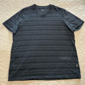 Perry Ellis Striped Navy / Black V-Neck Short Sleeve shirt men’s size XXL